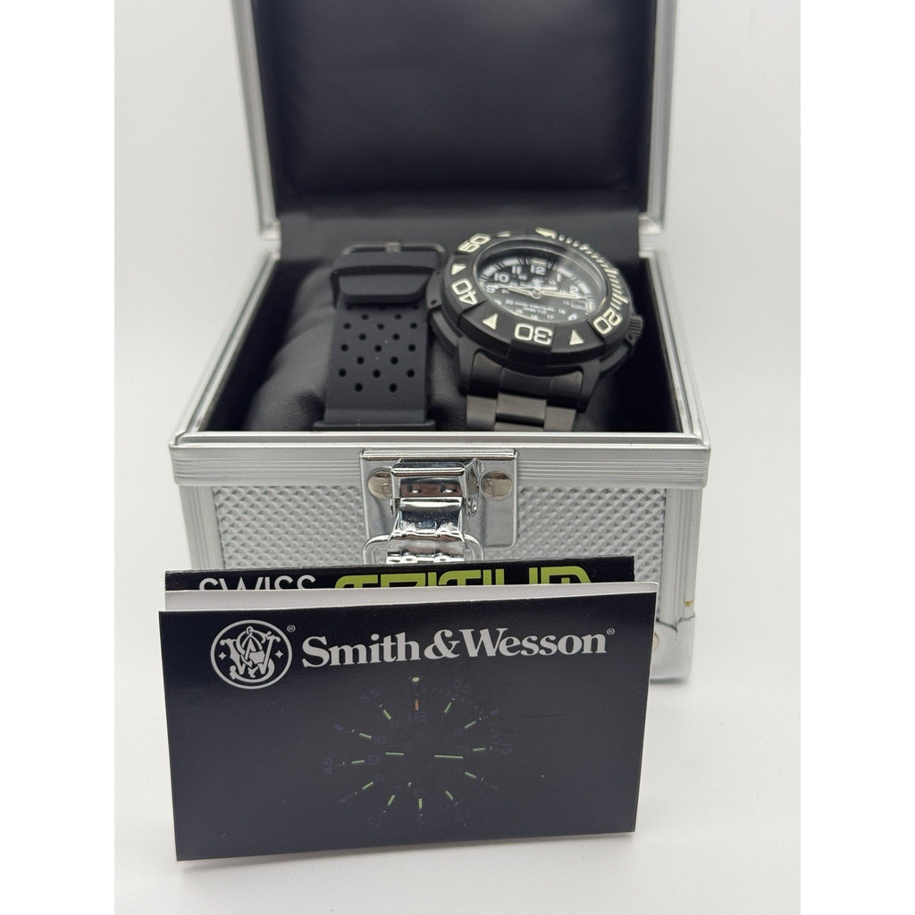 NIB Smith & Wesson SWW-357-SS Tactical Watch - 200M - Swiss MB-Microtec Glow