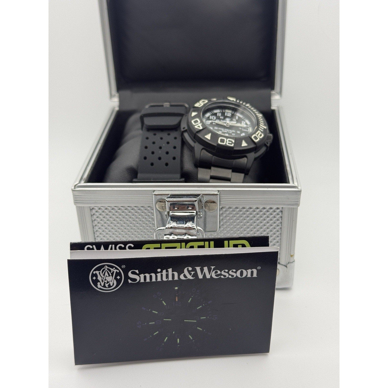NIB Smith & Wesson SWW-357-SS Tactical Watch - 200M - Swiss MB-Microtec Glow