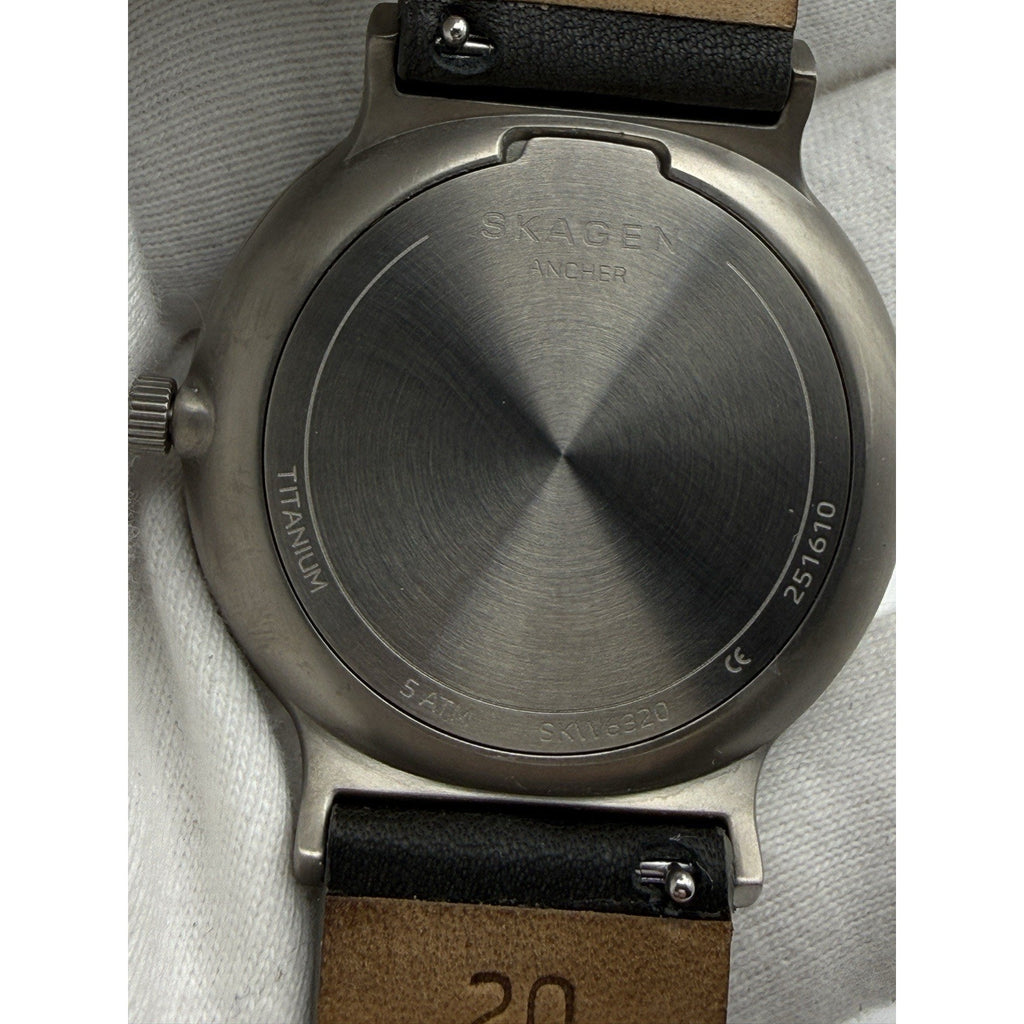 Skagen Ancher Titanium Slim Quartz Grey Dial Leather Watch SKW6320 w/ Box - EX
