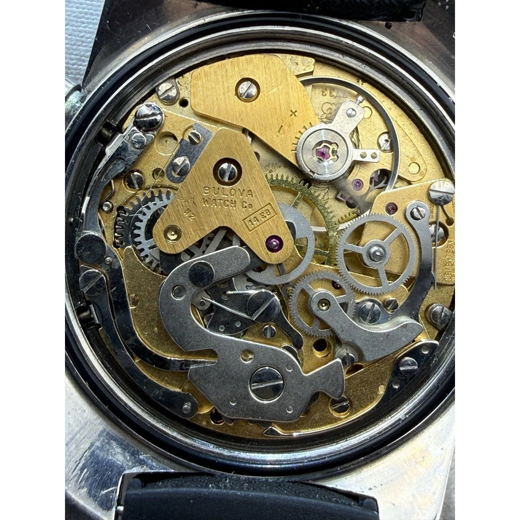 Vintage 1972 Bulova Deep Sea Chronograph B 666 Devil Diver Valjoux 7733 Patina N