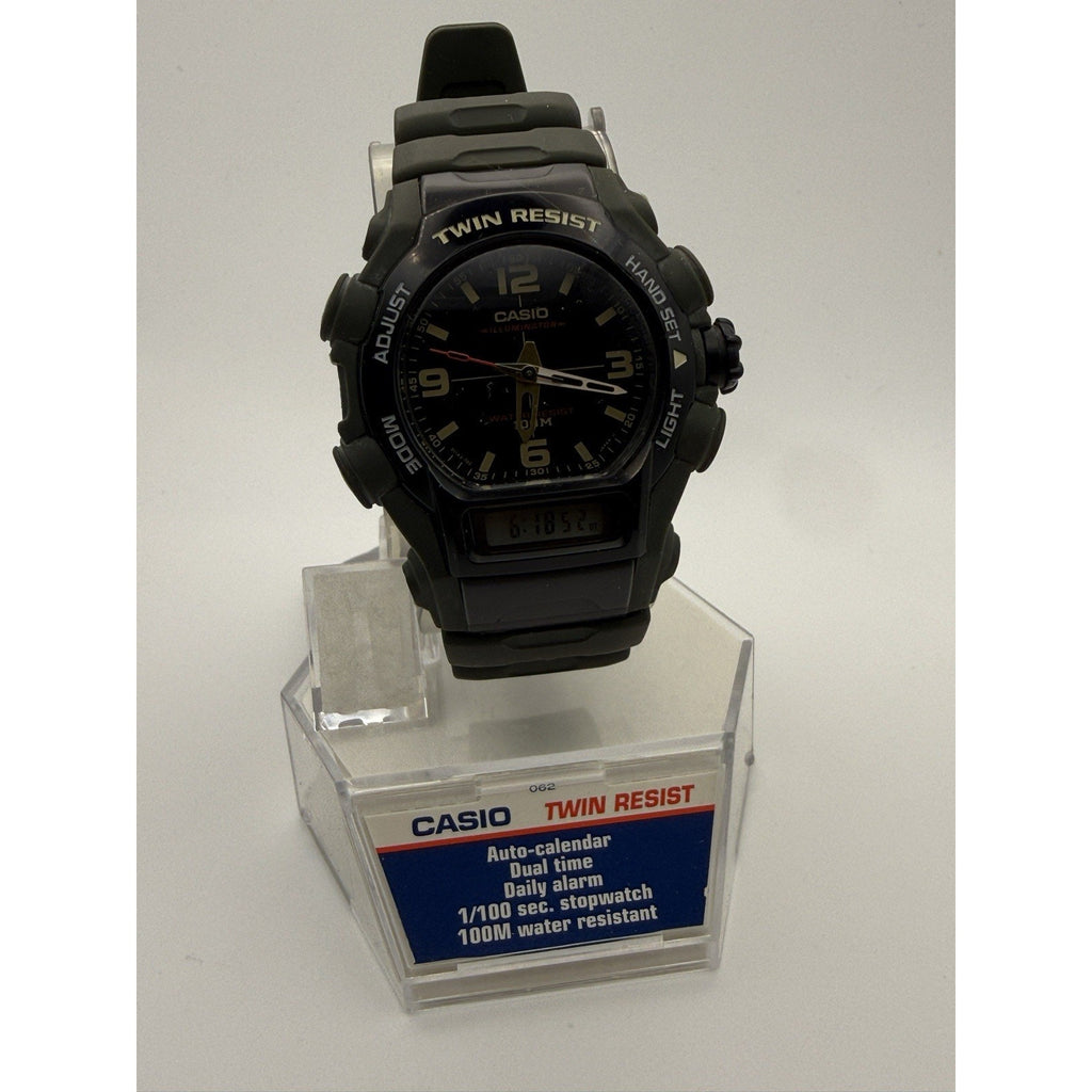 Rare Casio TRT-500 Twin Resist Illuminator - Japan Mov't - w/ Stand & Box