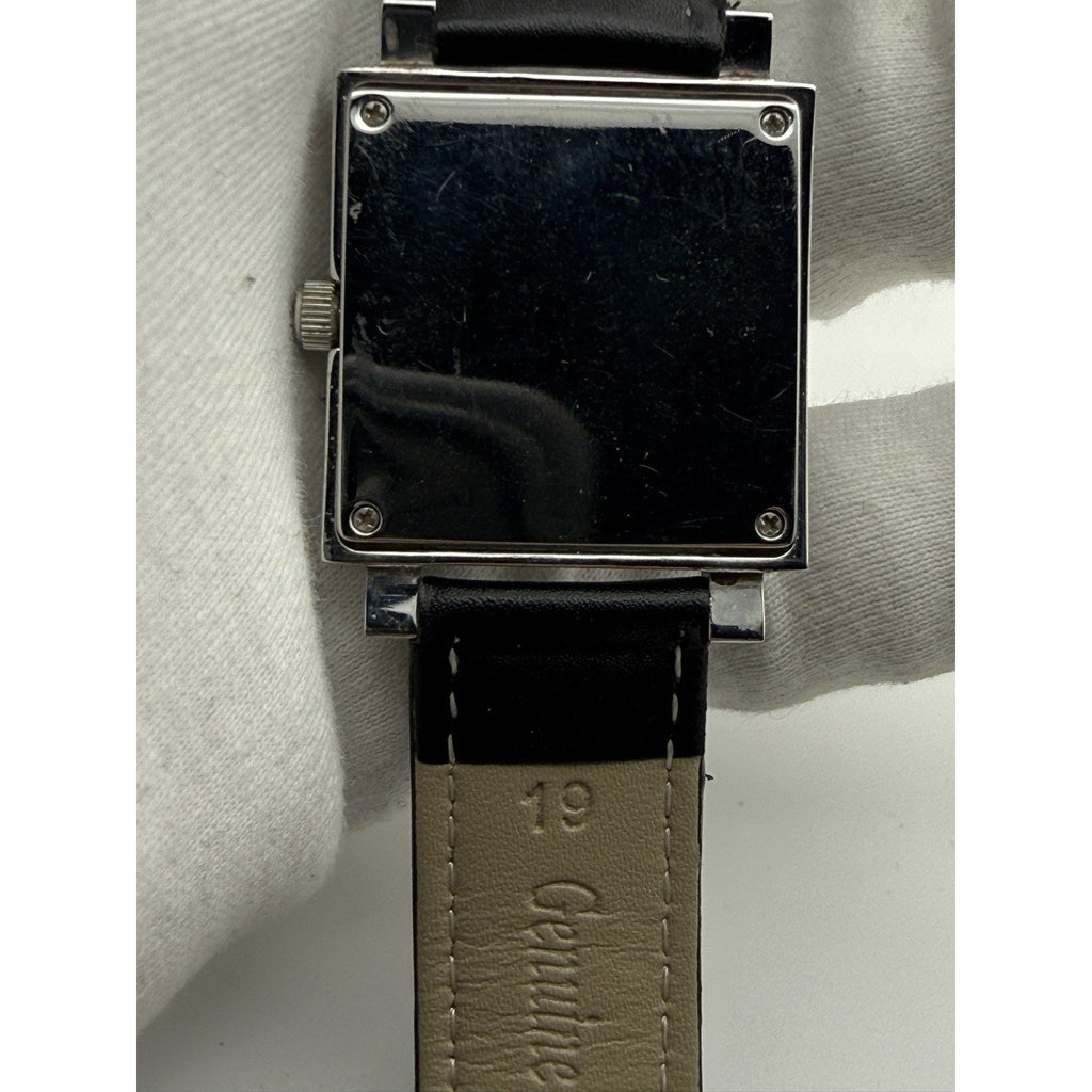 Mondaine Swiss Railway Watch Square Design Line SBB CFF FFS Quartz Box/Papers